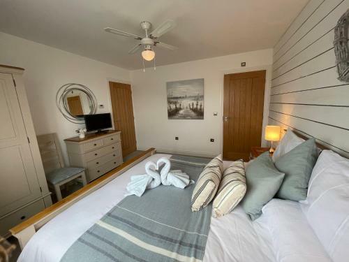 Whitby-captains House Whitby - 4 Bed Luxury Holiday Home