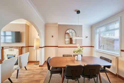 Blue Sky 3 Bedroom Cottage Whitby