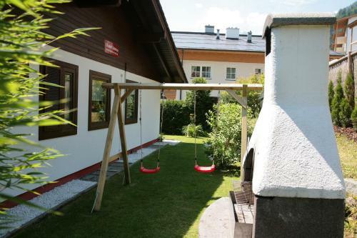 Chalet Sabrina Mit Au�enpool Im Sommer