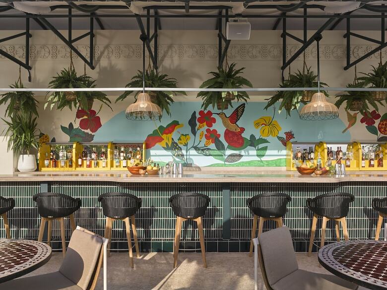Mayfair Hotel And Spa