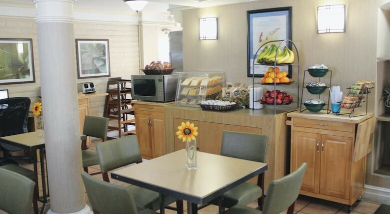 Hotel La Quinta Inn Miami Airport North