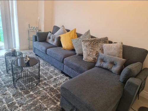 Stunning Newbuilt 3-bed House In Wolverhampton