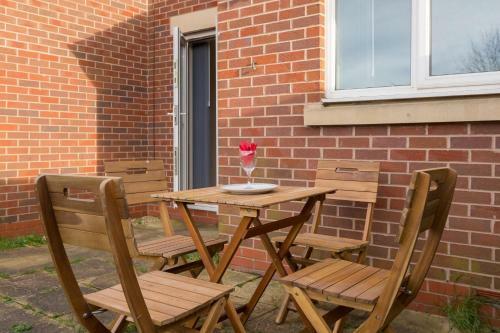Villa 5 Bedroom Home Stay