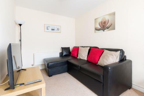 Villa 6 Bedroom New Build House