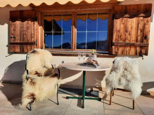 Chalet Belle Maison !ski-in Ski-out, Pool & Wellness!