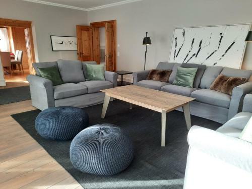Chalet Belle Maison !ski-in Ski-out, Pool & Wellness!