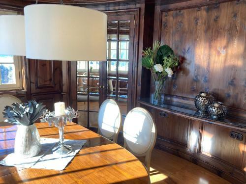 Chalet Belle Maison !ski-in Ski-out, Pool & Wellness!