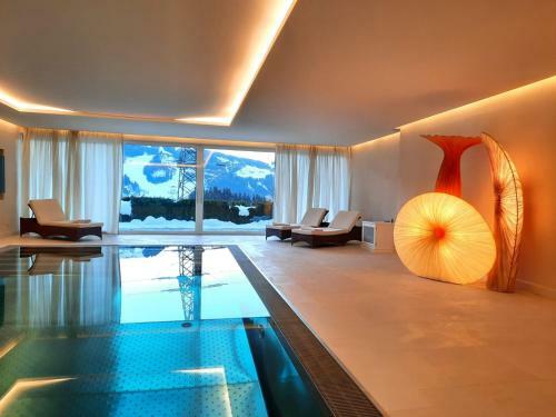 Chalet Belle Maison !ski-in Ski-out, Pool & Wellness!