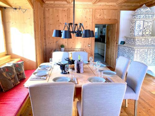 Chalet Belle Maison !ski-in Ski-out, Pool & Wellness!