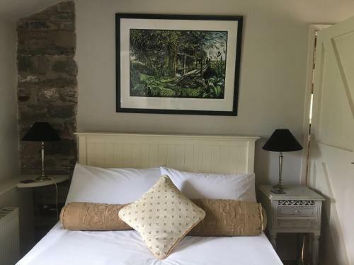 Fenny Castle Vineyard Cottage