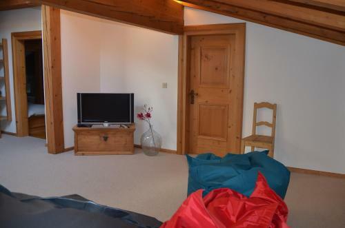 Landsitz Staudach - Country Chalet Staudach
