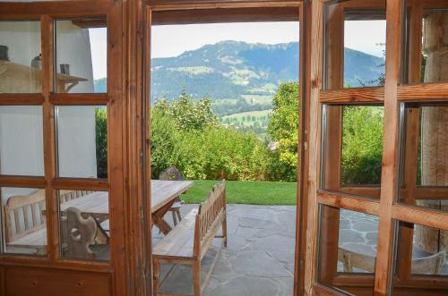 Landsitz Staudach - Country Chalet Staudach