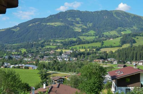 Landsitz Staudach - Country Chalet Staudach