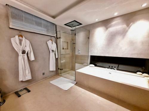 Apartamento 5* Harisch Suite. Wellness, Pool & Home Cinema
