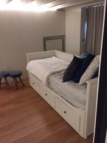 Charme Villa Le Chat Bott�
