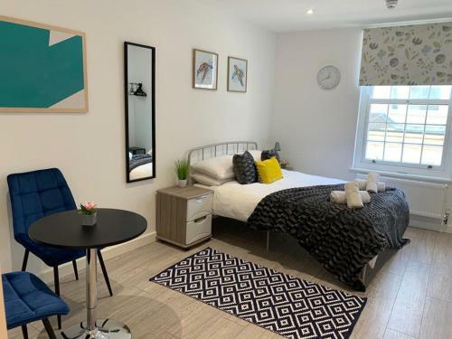 Thorn Apartments