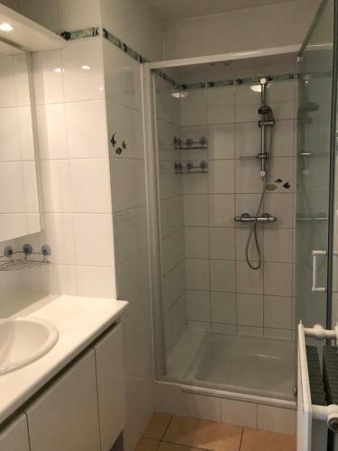Apartamento Appartement Pablo Met Garagebox 50m Van Zee