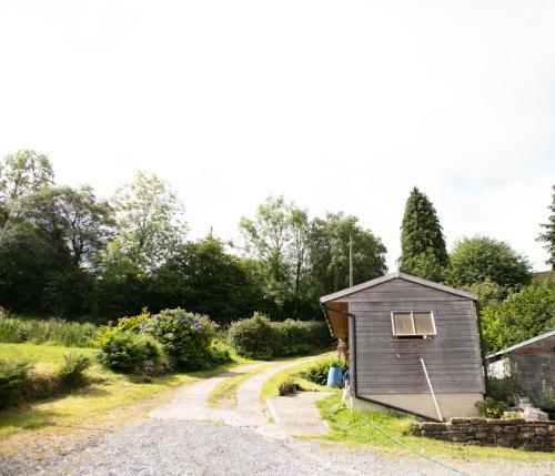 Cwtch Farm Bed & Breakfast