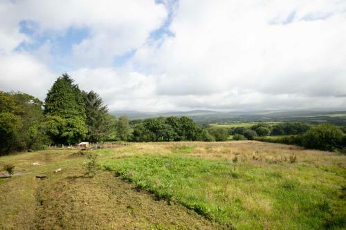 Cwtch Farm Bed & Breakfast