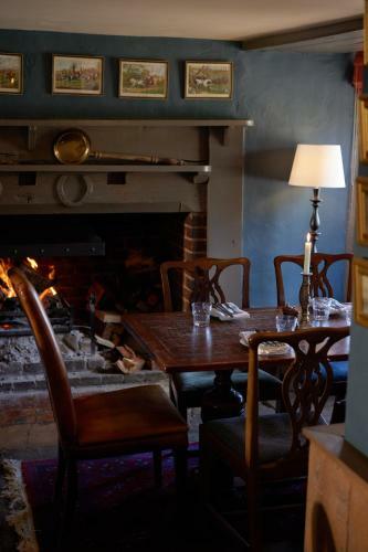 Posada The Bell & Crown