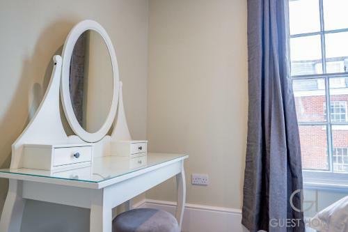 Worcester 2 Bedroom City Centre Apartment