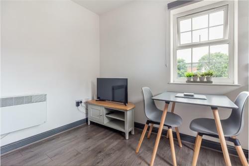 Studio Apartment In Worcester City Centre!