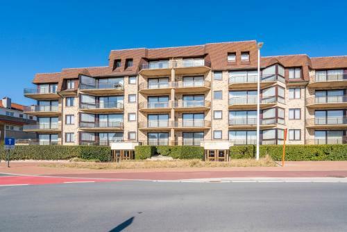 Apartamento Lichtrijk, Comfortabel App. Met Terras In Koksijde