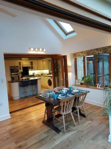 Gorgeous Countryside Hillview Annexe
