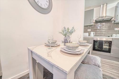 City Centre 2 Bedroom Apartment