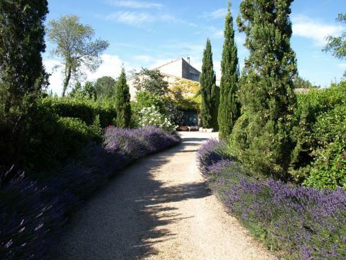 Bed & Breakfast Maison D'h�tes Mas De Barbut