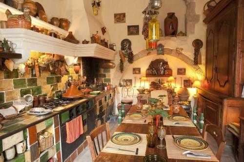 Bed & Breakfast Maison D'h�tes Mas De Barbut