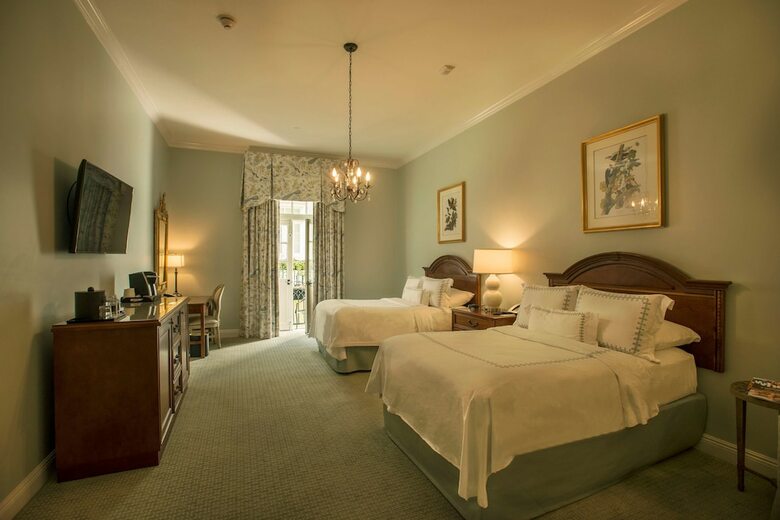 Bienville House Hotel