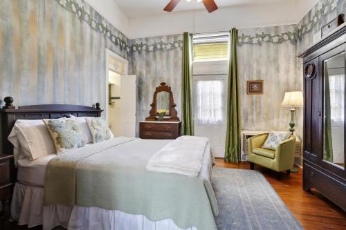 Auld Sweet Olive Bed And Breakfast