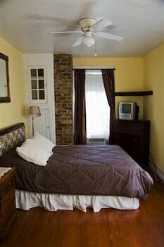 Bed & Breakfast Fairchild House