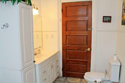 Historic Home In Great Area