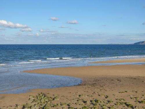 Benllech Bay Apartment 2