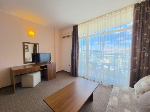 Grenada Aparthotel - Private Apartment - Black Sea