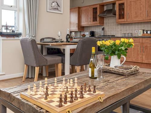 Pass The Keys Modern 2 Bedroom Beach Apartment With Free Parking