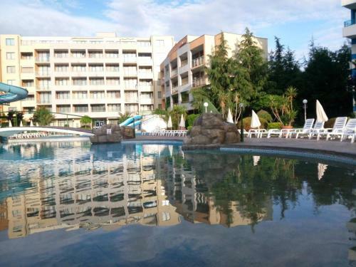 Apartment In Trakia Plaza Complex