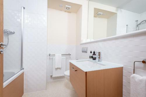 Apartamento Adamson Court - 2 Bedroom Flat - Free Parking
