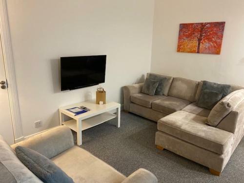 Apartment 124