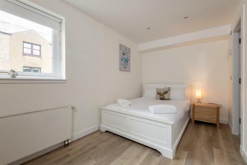 Murrays Bridge - Central Apartment With Parking