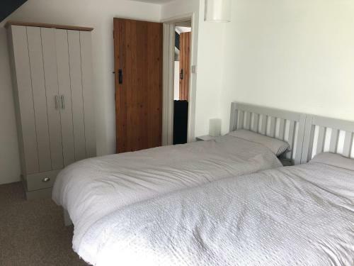 Picture Perfect Cottage In Rural Tintagel