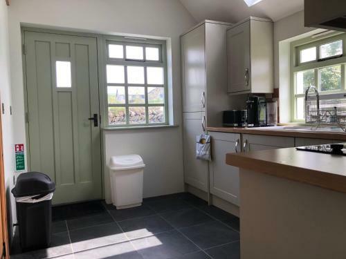 Picture Perfect Cottage In Rural Tintagel