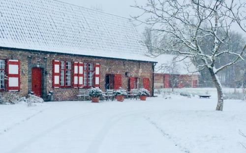 Bed & Breakfast Kasteelhof Van Loppem