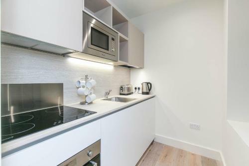Deluxe Apartments By Heathrow