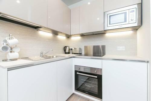 Deluxe Apartments By Heathrow
