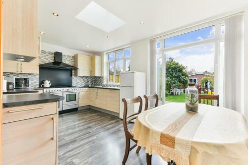 4 Bedroom Family House