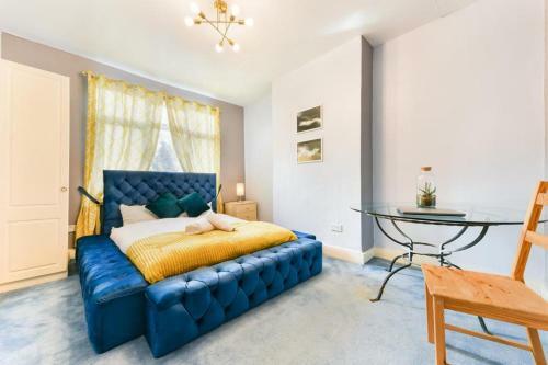 4 Bedroom Family House