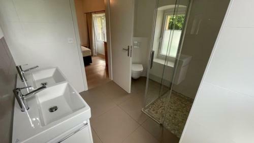 Apartamento V�ens, St-blaise, Logement Entier - 2 Chambres